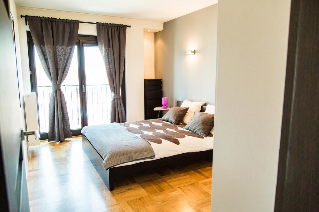 Modern Apartment In City Center Cracovia Esterno foto