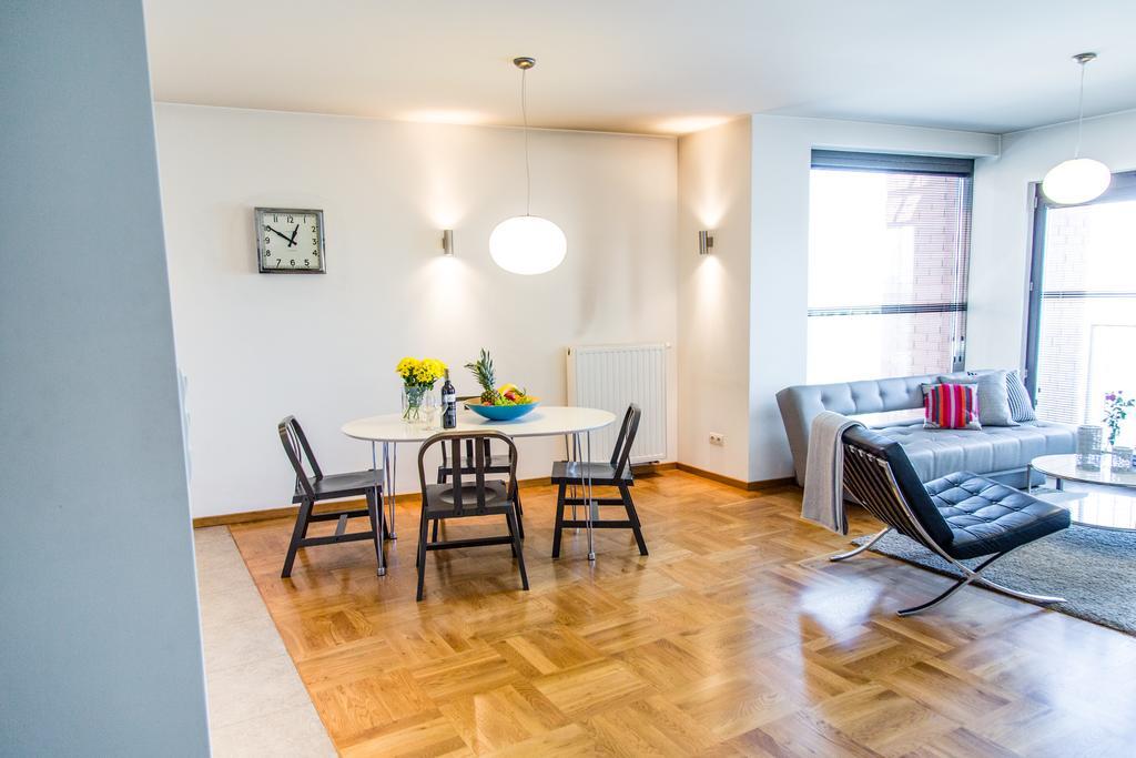 Modern Apartment In City Center Cracovia Esterno foto